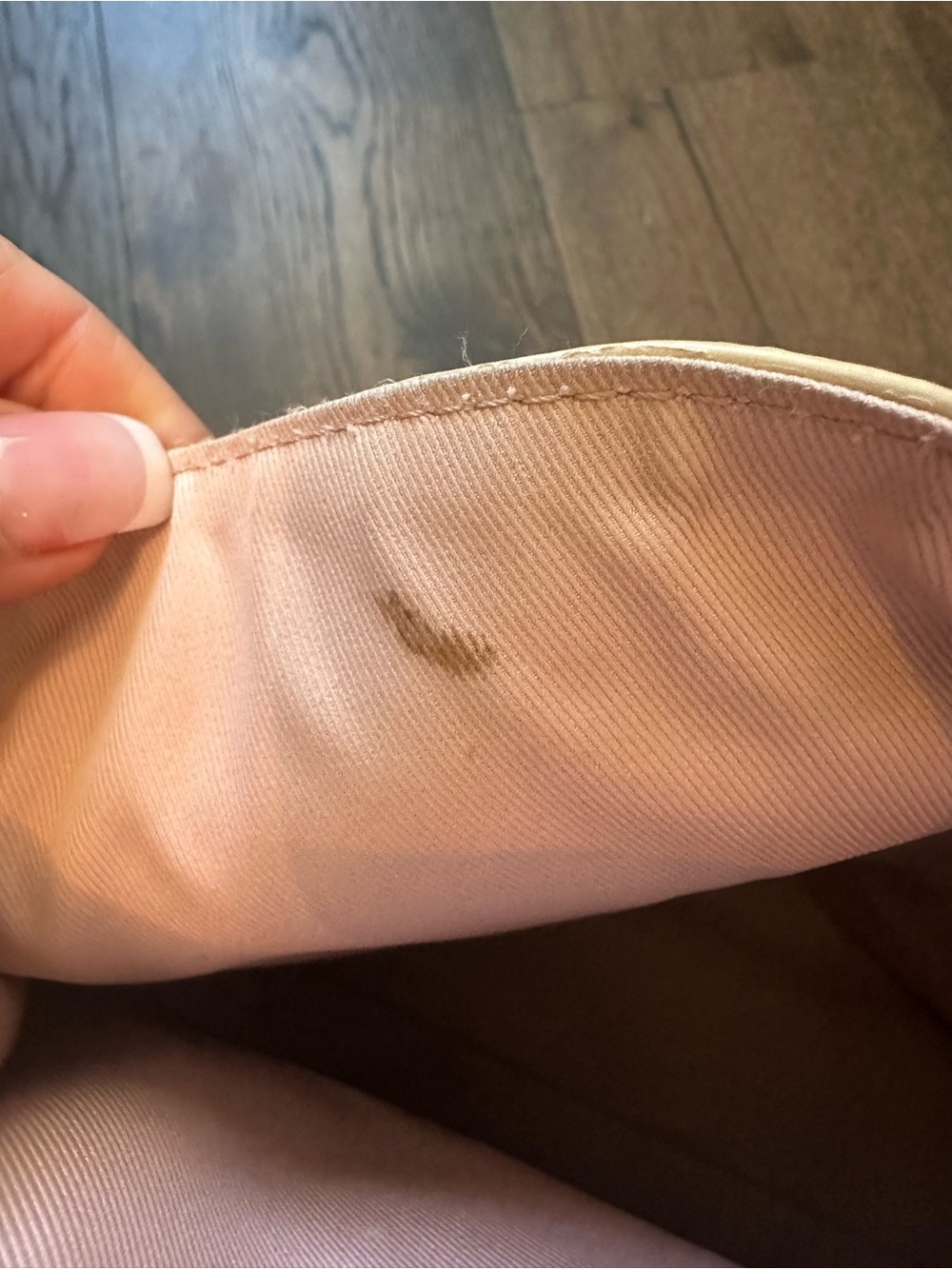 Louis Vuitton Grateful Handbag MM
Pink inside - Picture 5 of 6